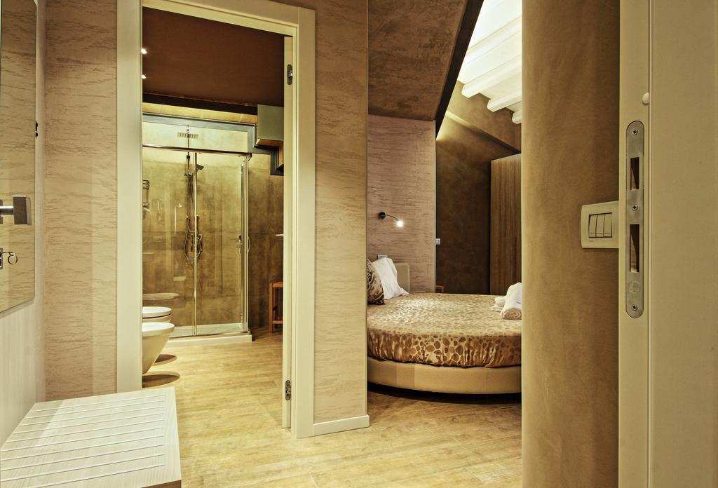 Notti O' Tunn Luxury Rooms In Centro Geraci Siculo Kültér fotó